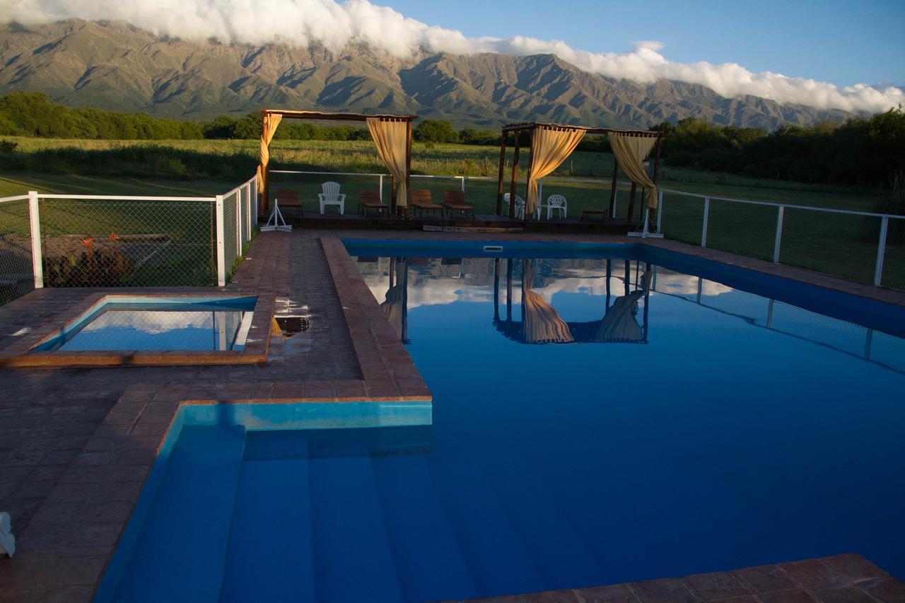 Complejo Valle De Las Rosas Villa Villa Las Rosas Exteriör bild
